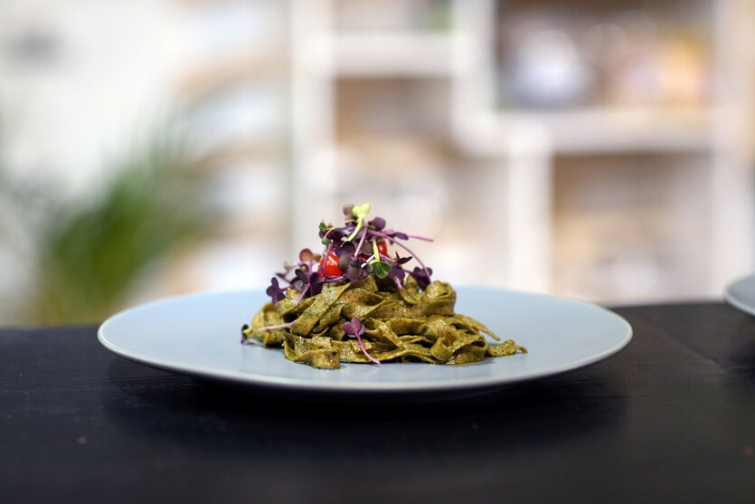 Tagiatelle mit grüner Pesto