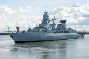 Eine Marineschiff der Bundeswehr