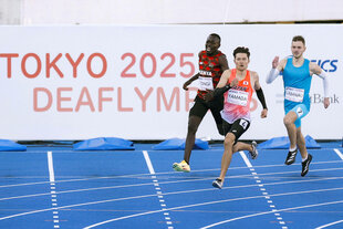 Bei den Deaflympics in Japan gewinnt Maki Yamada den 400-Meter-Lauf, 19.11.2025