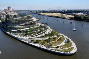 Animation des Siegerentwurfs für die neue Oper auf dem Hamburger Grasbrook mitten im Hafen