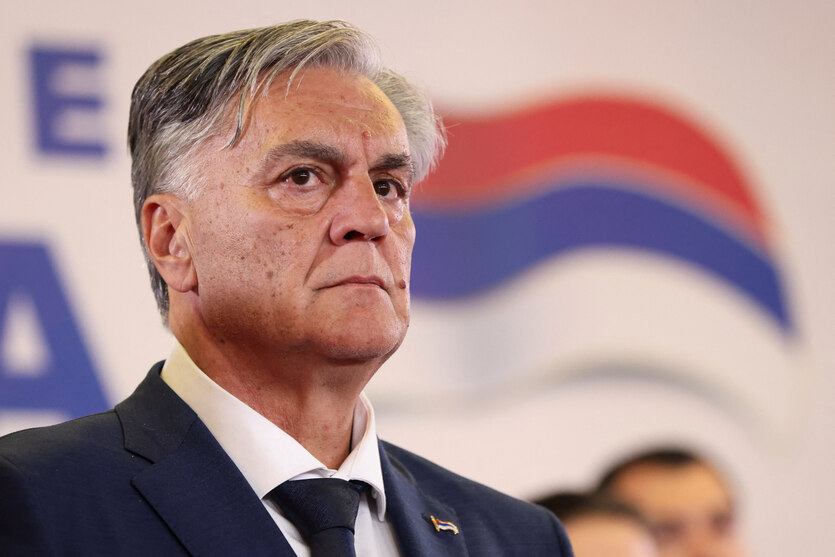 Sinisa Karan bei einer Wahlveranstaltung.