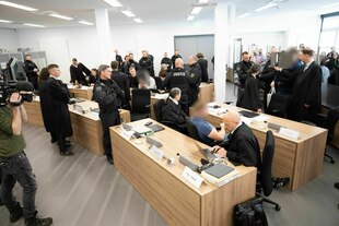 Prozess gegen mutmaßliche Linksextremisten in Dresden