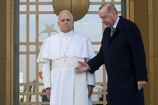 Papst Leo XIV und Präsident Erdogan bei einem offiziellen Termin.