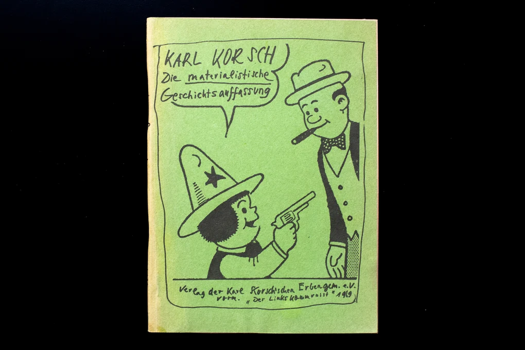 Buchcover eines Raubdruckes von Karl Korschs Standardwerk „Die materialistische Geschichtsauffassung“ (im Original 1929 erschienen)