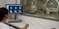 Die Protonen-Behandlungseinheit im "OncoRay - Nationales Zentrum für Strahlenforschung" am Universitätsklinikum Carl Gustav Carus in Dresden.