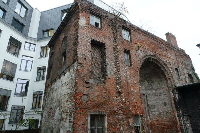 Die Ruine des Tempels von 1844 in der Poolstraße