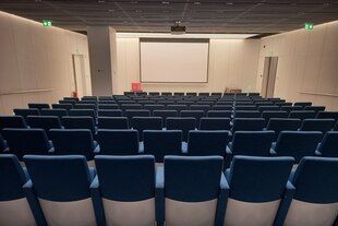 Blick in einen Hörsaal einer Universität