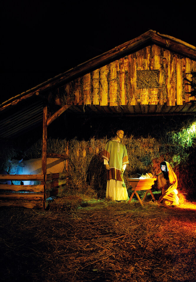 Krippenszene von "Decolonizing Christmas"