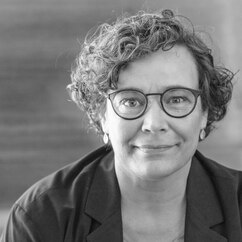 Schwarz-weiß Portrait von Silke Förschler