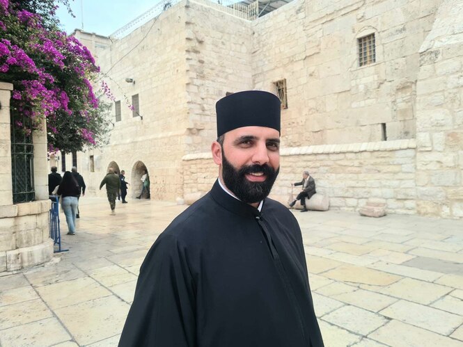 Der Priester Issa Thaljieh
