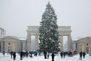 Schneetreiben am Brandenburger Tor