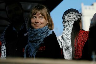 Die Aktivistin Greta Thumberg nimmt am Internationalen Tag der Solidarität mit dem palästinensischen Volk an einer Kundgebung teil