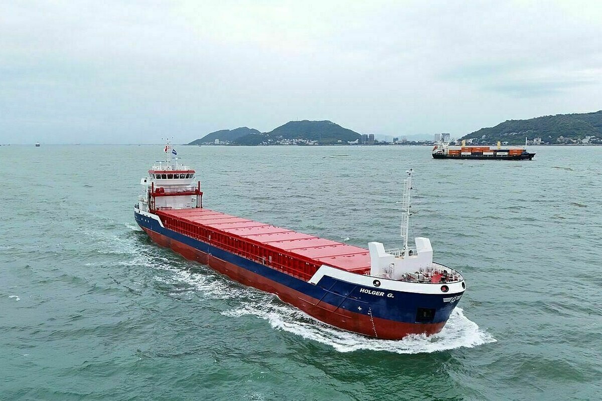 R-stungstransport-nach-Israel-Frachtschiff-Holger-G-in-der-v-lkerrechtlichen-Grauzone