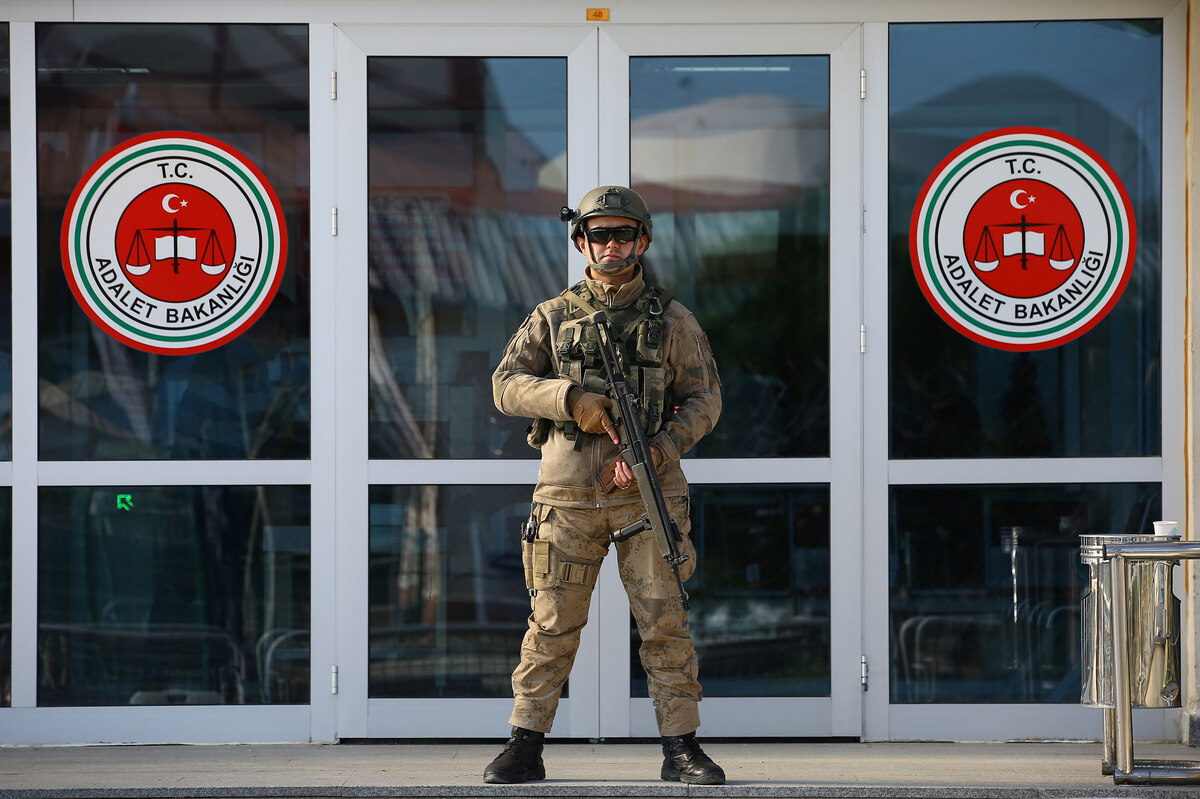 T-rkische-Justiz-berraschender-Freispruch-f-r-Istanbuler-Anwaltskammer