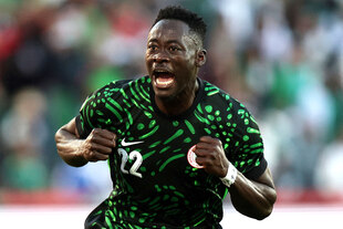 Nigerias Akor Adams jubelt über sein zweites Tor