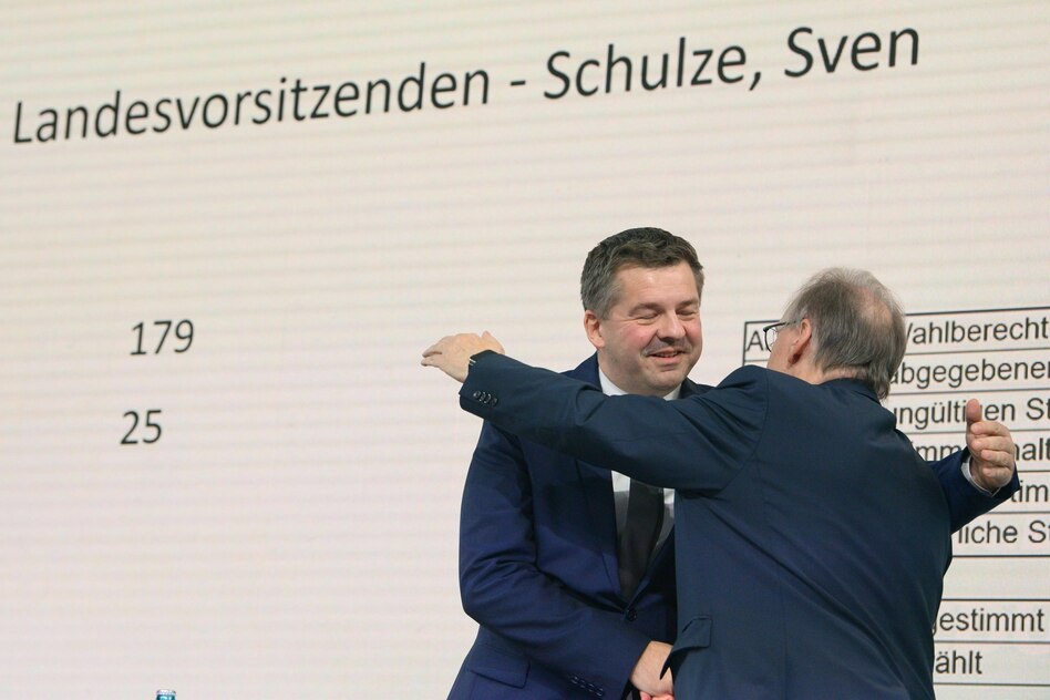 Wechsel in Sachsen-Anhalt: Panik-Move in Magdeburg