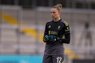 Borggräfe im Trikot vom FC Liverpool