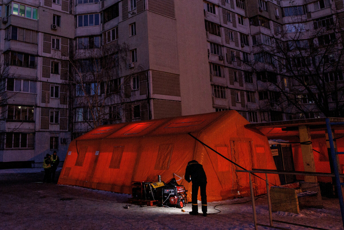 Polnische-Spenden-f-r-Ukraine-Generatoren-f-r-Kyjiw