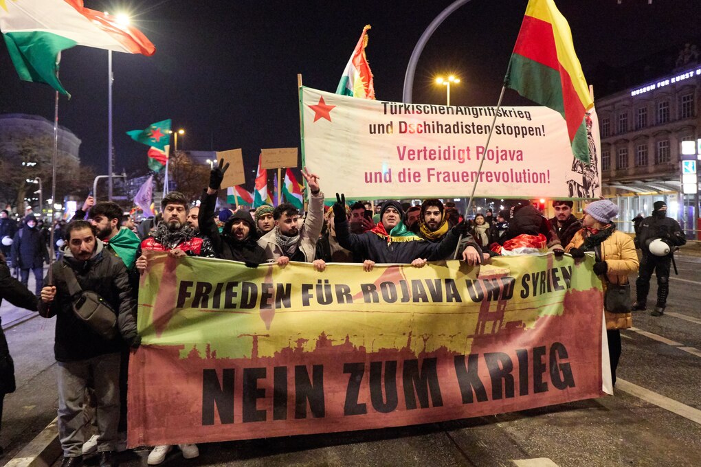 Proteste in Solidarität mit Rojava: Deutschland, plötzlich ...