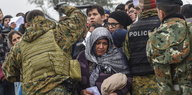 Polizeieinsatz gegen Flüchtlinge an der griechisch-mazedonischen Grenze