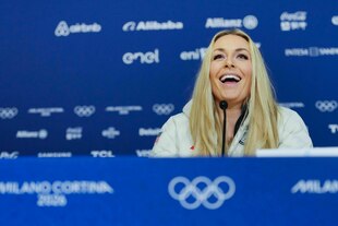 Lindsey Vonn bei einer Pressekonferenz Lindsey Vonn bei einer Pressekonferenz