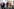 Ein Mann mit Einkaufswagen, weitere Personen mit VR-Brille