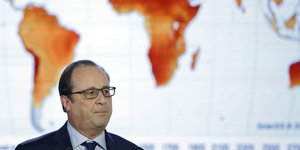 Präsident Francois Hollande auf der Klimakonferenz in Paris