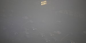 Dichter Smog behindert die Sicht in Peking.