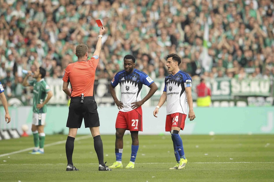 Die Unfairsten der Fußball-Bundesliga: Rothosen sehen Rot