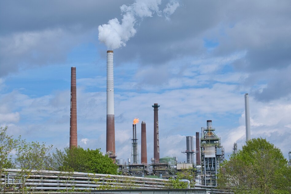 Klimaklage in den Niederlanden: Jedes neue Ölfeld zählt