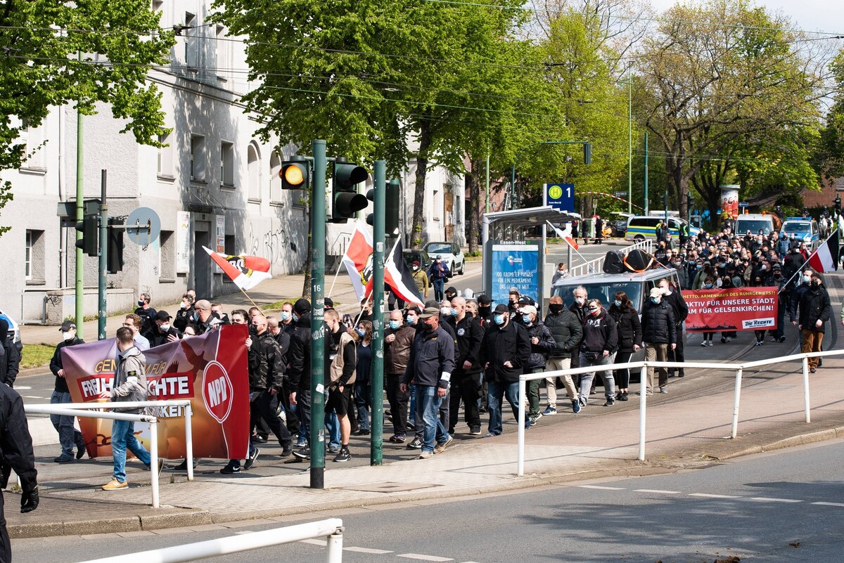 Threatening neo-Nazi march: Territory in focus
