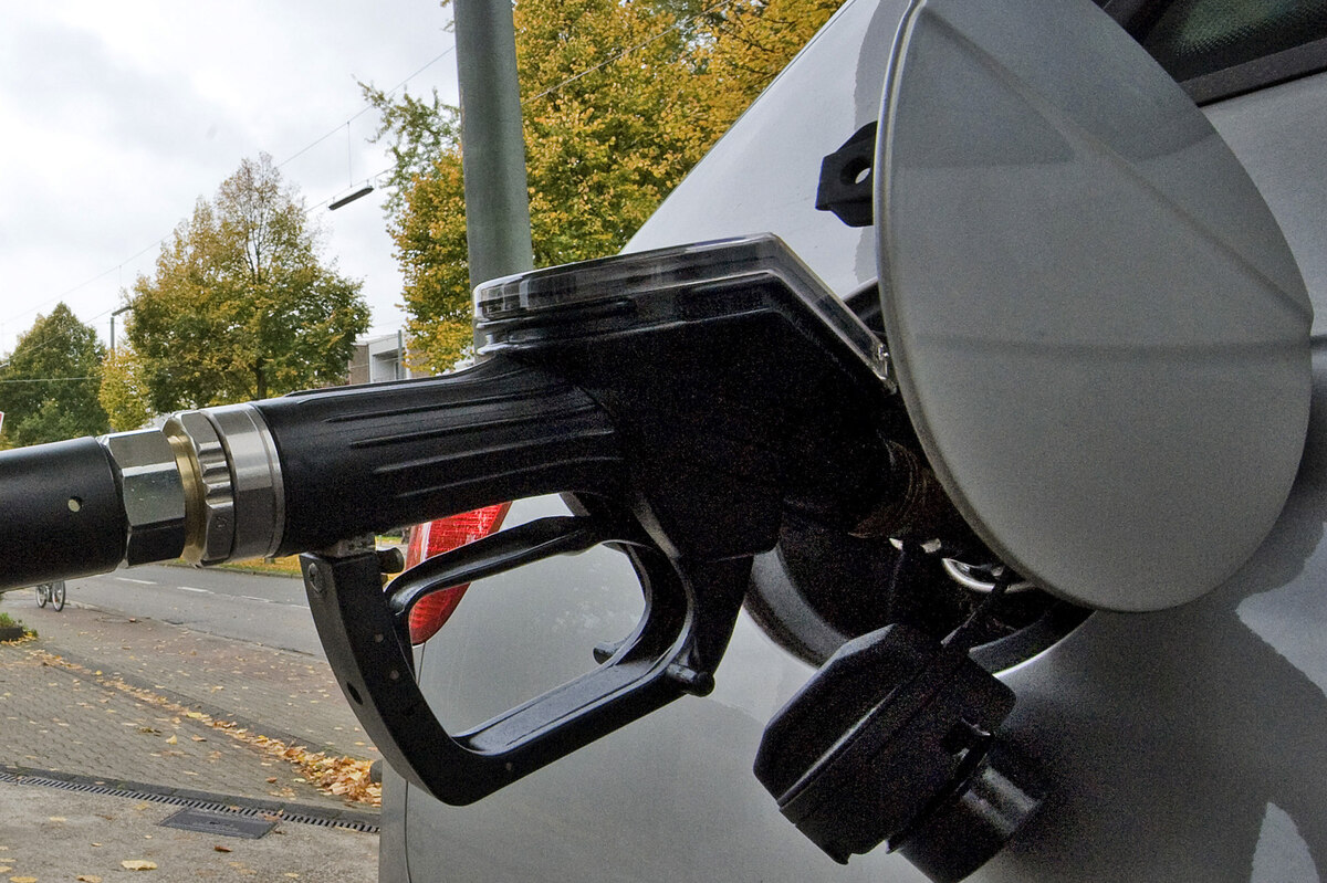 Studie: 12-Uhr-Regel steigert Profit der Konzerne