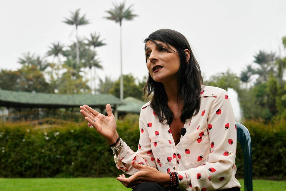 Wegen des Irankriegs: Kolumbiens Umweltministerin begrüßt Niedergang der Fossilen