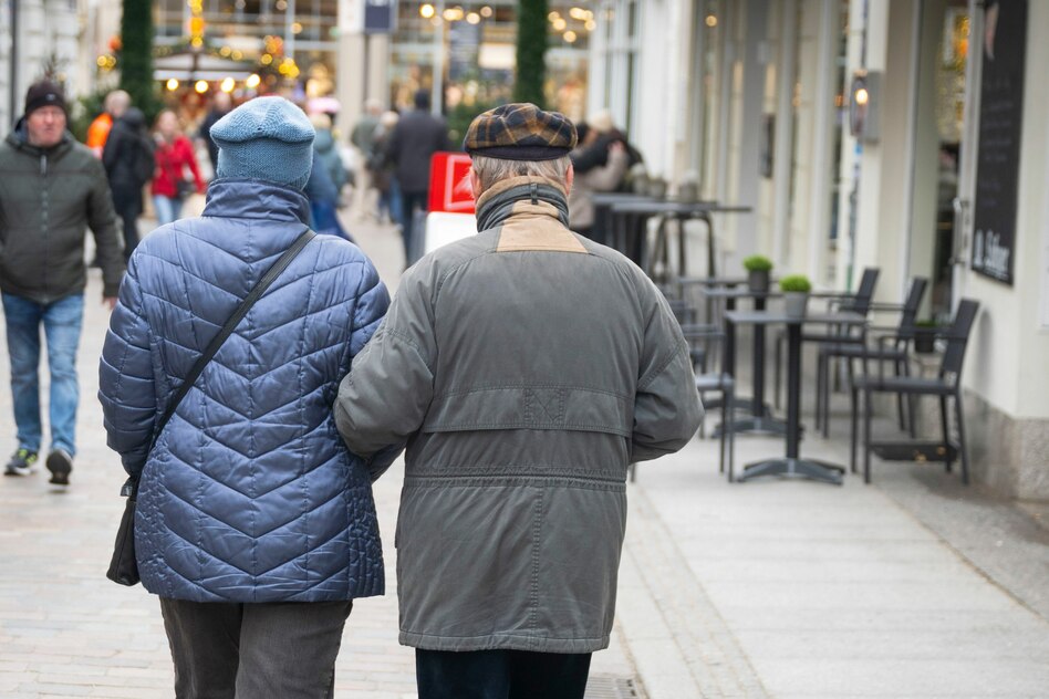 Höheres Rentenalter: Deutsche arbeiten schon heute länger und sterben früher