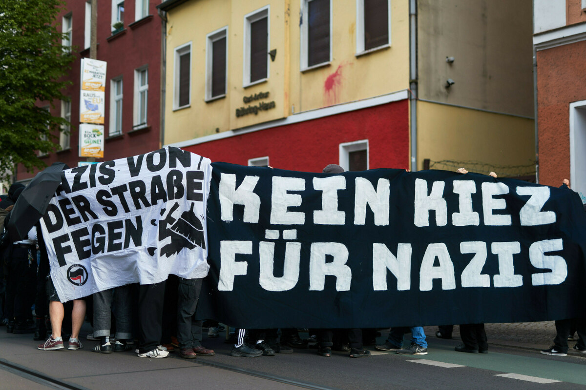 Nazis verkaufen Parteizentrale: Die Heimatlosen