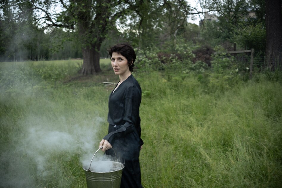 Neues Album von Aldous Harding: Gestaltwandlerin im Wassertank