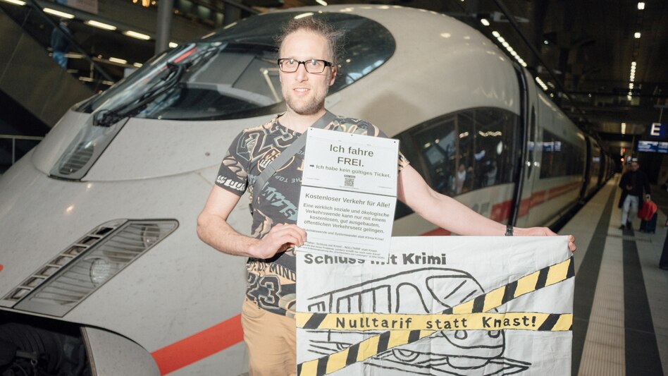 Fahren ohne Fahrschein: Die Freifahrerinnen