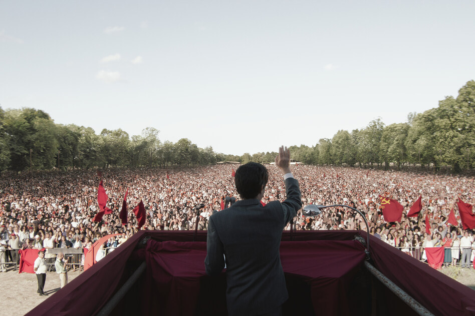 Film „Enrico Berlinguer“: Er muss auf die Partei Rücksicht nehmen