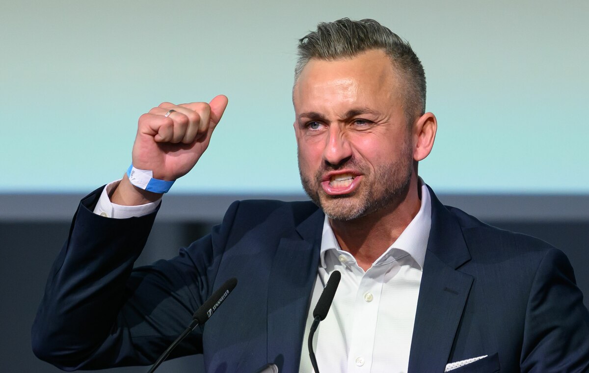 Football and Politics: Perspectives Before the Saxony-Anhalt State Election - News Directory 3