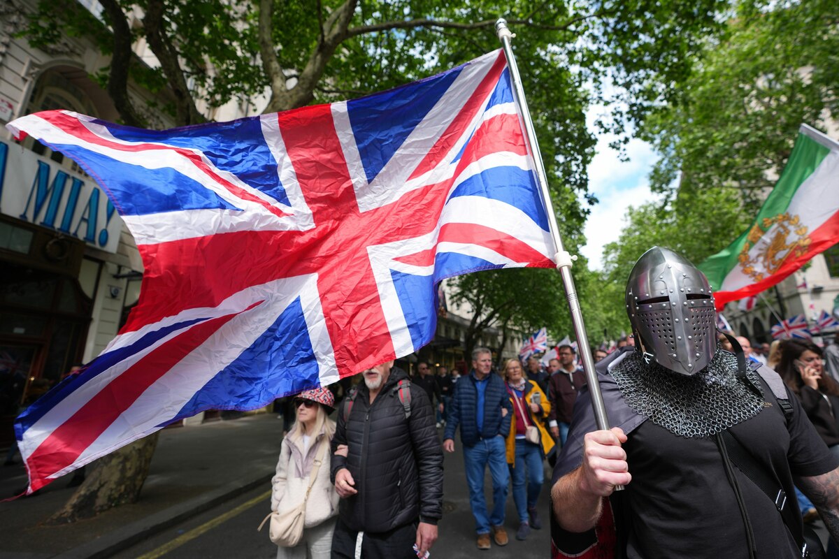 Großdemonstrationen in London: Gegen Israel hier, gegen Zuwanderung dort