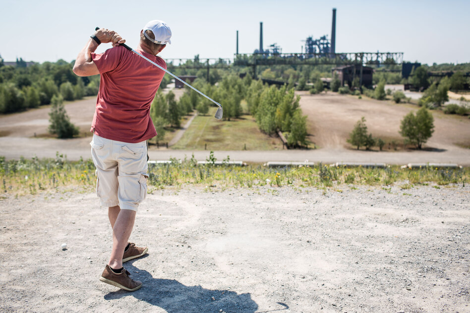 Gestaltung von Golfplätzen: Von Menschen, Bällen, Stöcken und Löchern