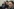 Ralf Wohlleben im Gerichtssaal, vorne im Bild, unscharf, sieht man Beate Zschäpe