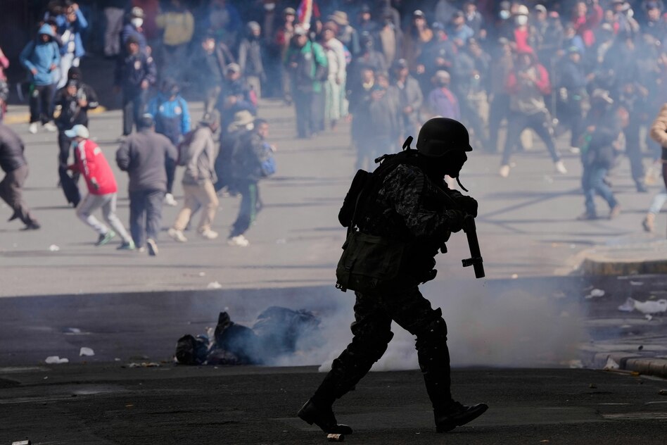 Massendemos in Bolivien: Freifahrtschein fürs Niederknüppeln von Protesten
