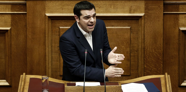 Alexis Tsipras während einer Parlamentsrede