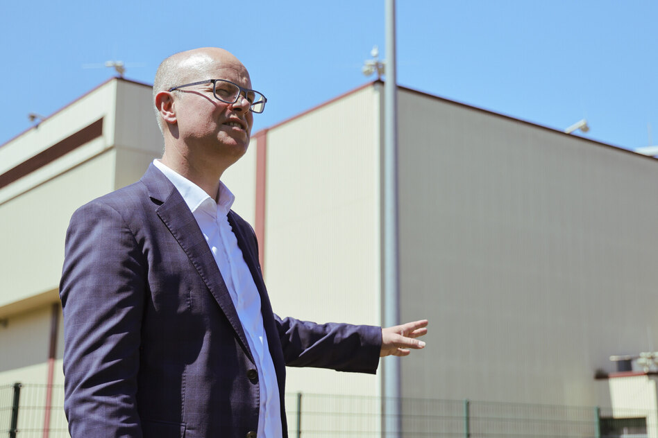 Besuch im Atommüll-Lager Brokdorf: Eine Schicht Helium für die Sicherheit