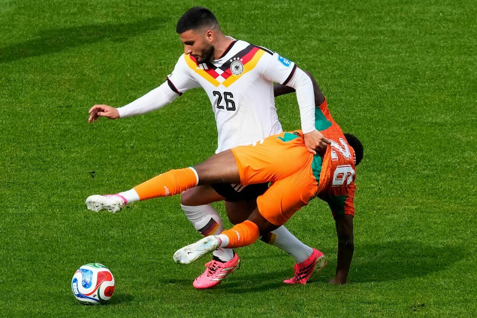 DFB-Team gewinnt gegen Elfenbeinküste: Aura von der Bank