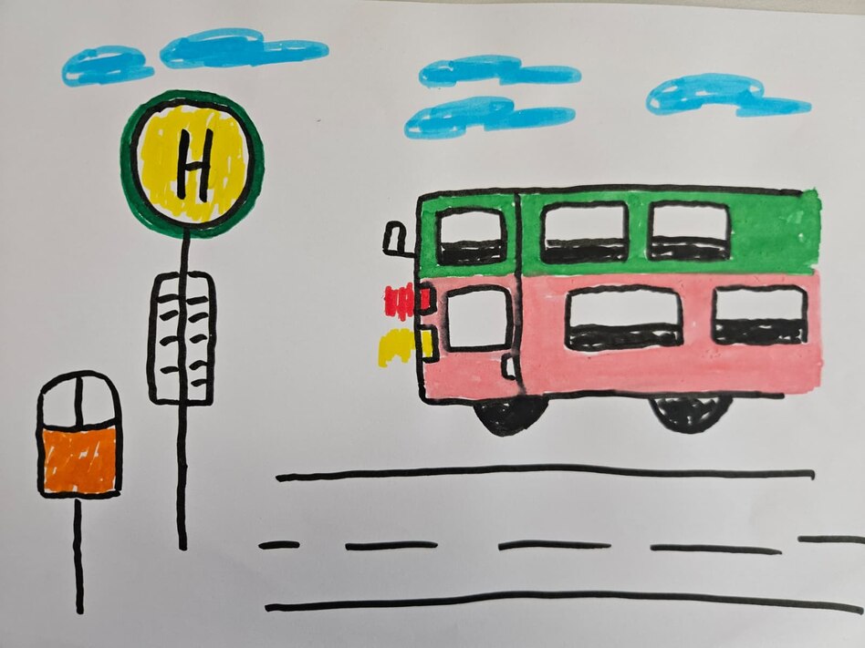 Das Demokratie-Mobil in Berlin: Ein Bus für jeden Bezirk