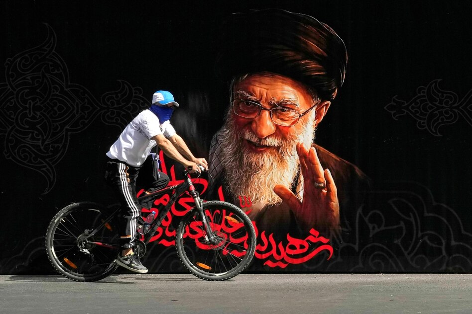 Chameneis Beerdigung in Iran: Machtdemonstration historischen Ausmaßes