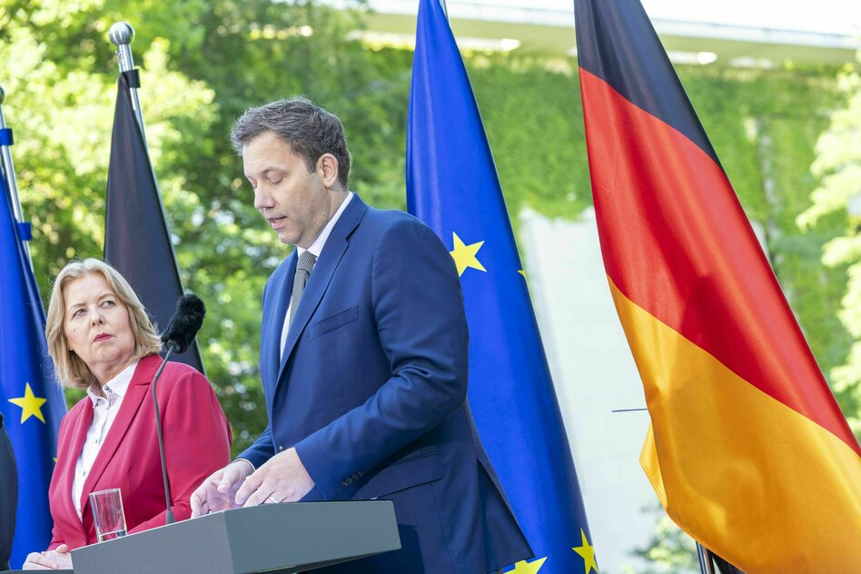 Reformpaket der Bundesregierung: Friede den Palästen, Krieg den Hütten