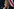 Donald Trump redet und zeigt mit dem Finger